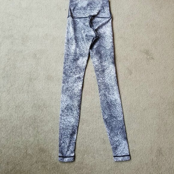 Lululemon Wunder Under Pant III Luxtreme, size 4, in Diffusion White Black - Picture 5 of 12